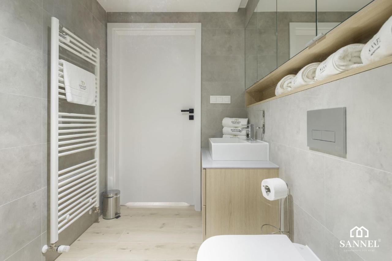 Apartament Golden Sand Z Dostepem Do Basenow,Jacuzzi,Strefy Saun- Pinea Apartments Pobierowo-Sannel Apartments For Rent מראה חיצוני תמונה