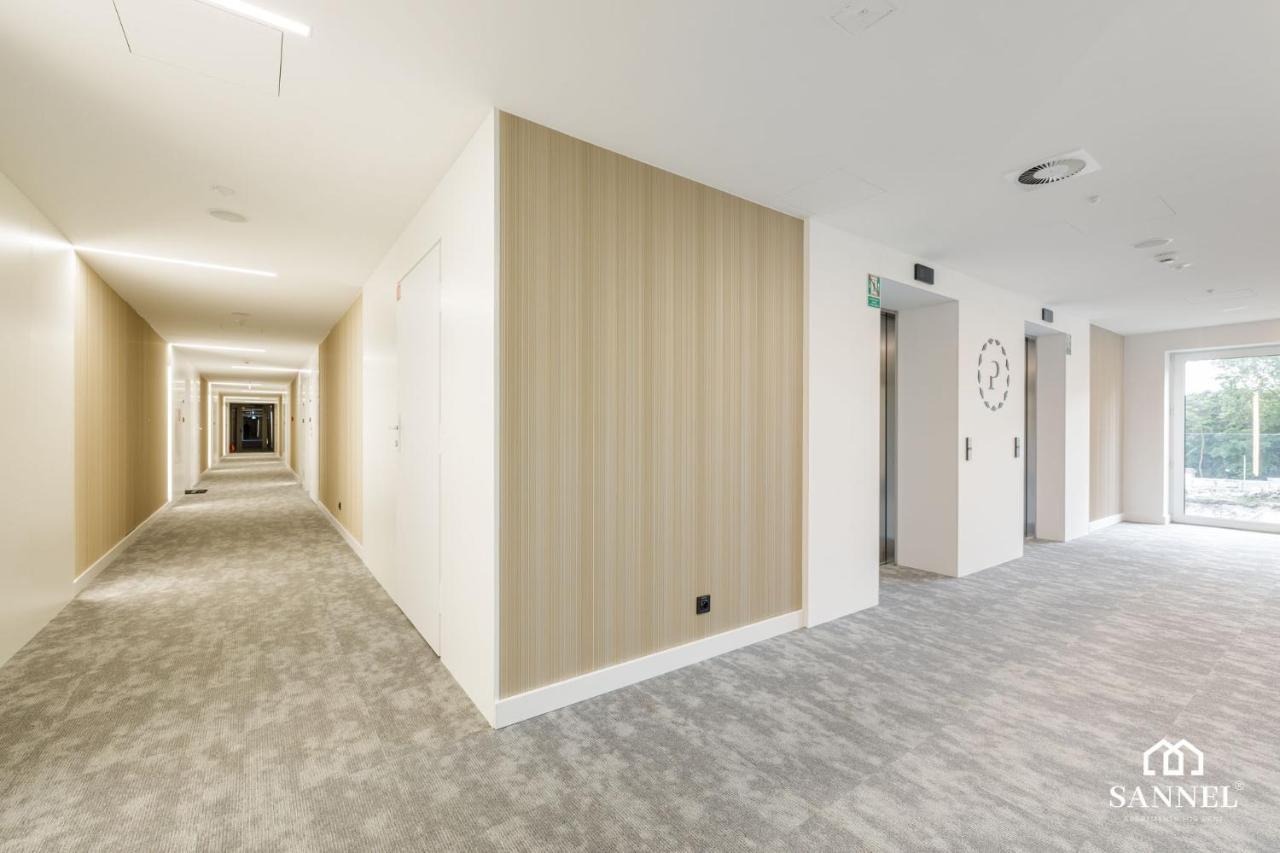 Apartament Golden Sand Z Dostepem Do Basenow,Jacuzzi,Strefy Saun- Pinea Apartments Pobierowo-Sannel Apartments For Rent מראה חיצוני תמונה